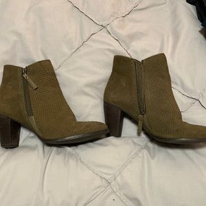 Army green bootie